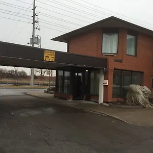 Hotel White Knight, Brampton